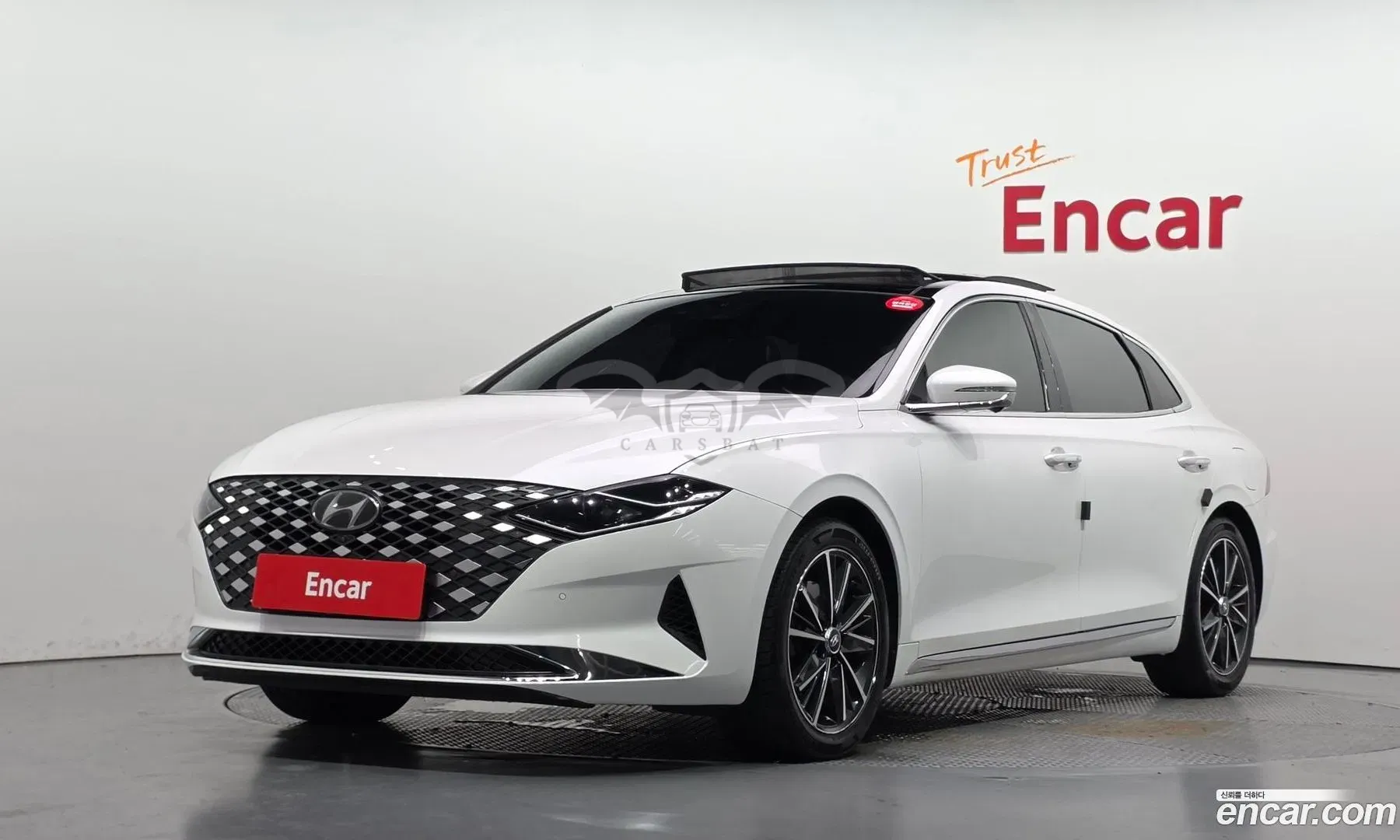 Hyundai Grandeur Exclusive 3.0 LPi Rent Car 2020
