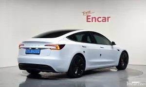 Tesla Model 3 RWD 2024