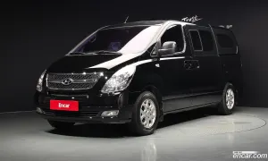 Hyundai Starex CVX Luxury 5-Seater VAN 2015