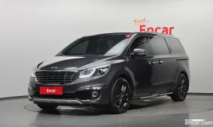 Kia Canival 9-seater Prestige 2017