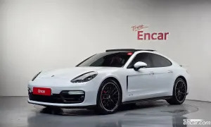 Porsche Panamera 4.0 GTS 2019