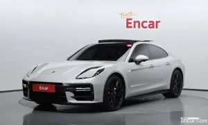 Porsche Panamera 4.0 GTS 2025