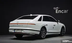 Hyundai Grandeur Premium 2025