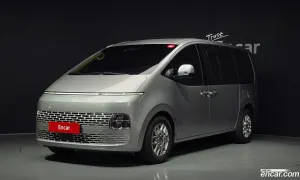 Hyundai Staria Modern Cargo 5-Seater 2024