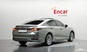 Lexus Es Luxury Plus 2023