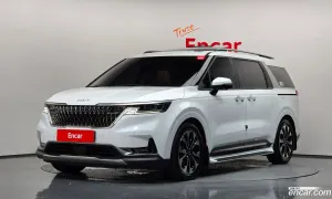 Kia Canival 9-Seater Signature 2023