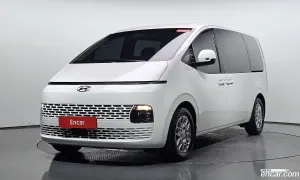 Hyundai Staria Modern Tourer 11-Seater 2021