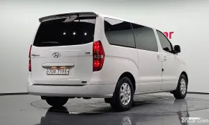 Hyundai Starex CVX Luxury 12-Seater Wagon 2011
