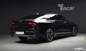 Kia K5 Prestige 2.0 2024
