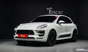 Porsche Macan 95B 3.0 GTS 2016