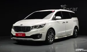 Kia Canival 9-seater Prestige 2016