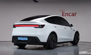 Tesla Model y RWD 2025