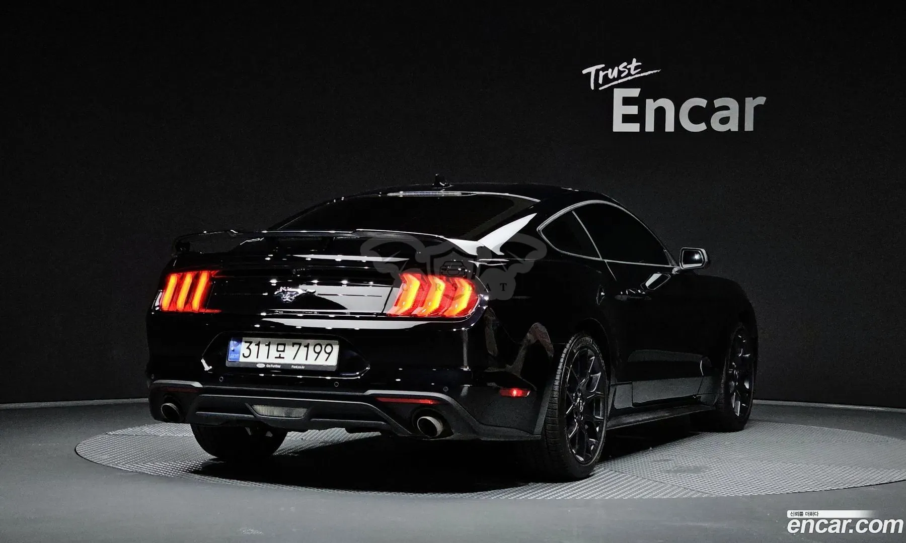 Ford Mustang Coupe 2023