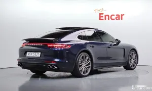 Porsche Panamera 3.0 AWD 2019