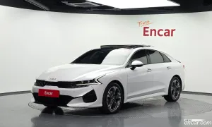Kia K5 Signature 2.0 2023
