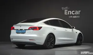 Tesla Model 3 Long Range AWD 2019