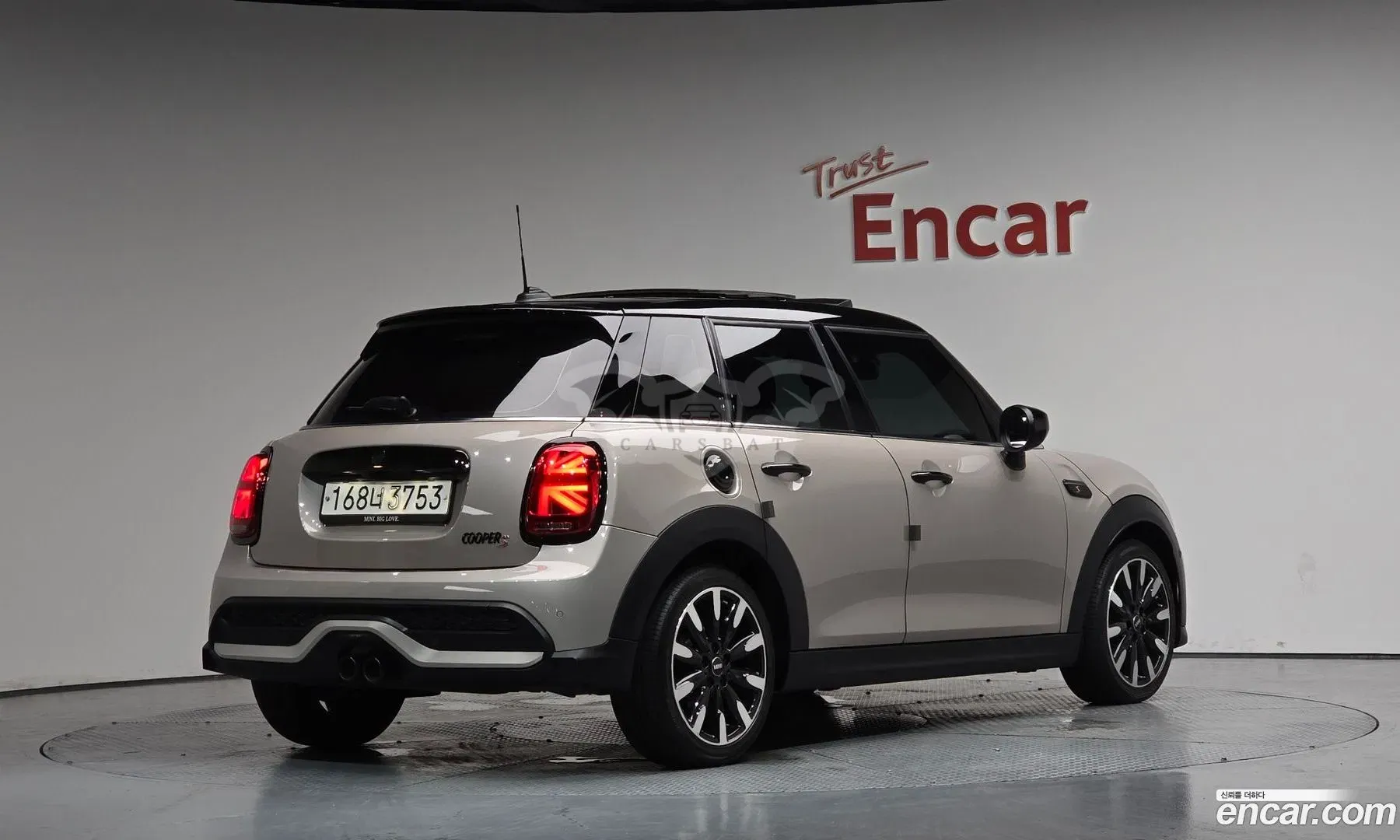 Mini Cooper Third Generation 5Door Classic 2022