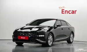 Kia K8 Noblesse 2.5 Gasoline 2WD 2022