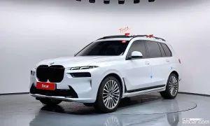 Bmw X7 xDrive 40i Design Pure Excellence 6-Seater 2023