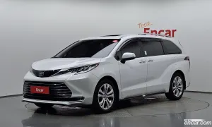 Toyota Sienna 2.5 Hybrid 2WD 2023