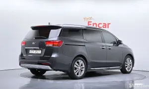 Kia Canival Magic Space 7-seater Limousine 2017