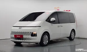 Hyundai Staria Modern Tourer 11-Seater 2022