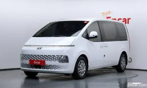 Hyundai Staria Modern Cargo 3-Seater 2021