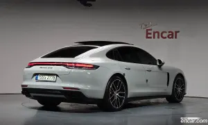 Porsche Panamera 4.0 GTS 2021