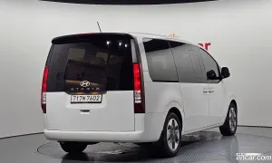 Hyundai Staria Modern Tourer 11-Seater 2024