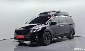 Kia Canival 9-seater Prestige 2018