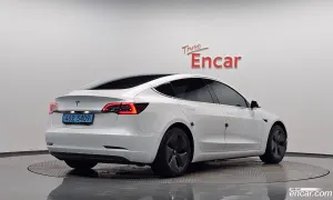 Tesla Model 3 Standard Range Plue RWD 2020