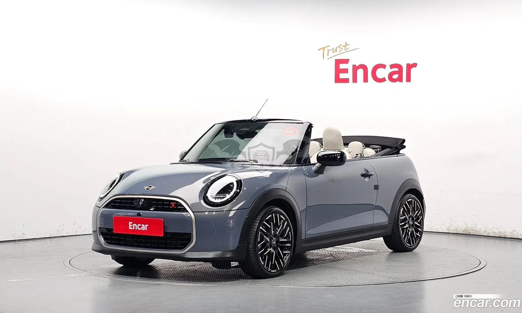 Mini Cooper convertible Favoured 2025