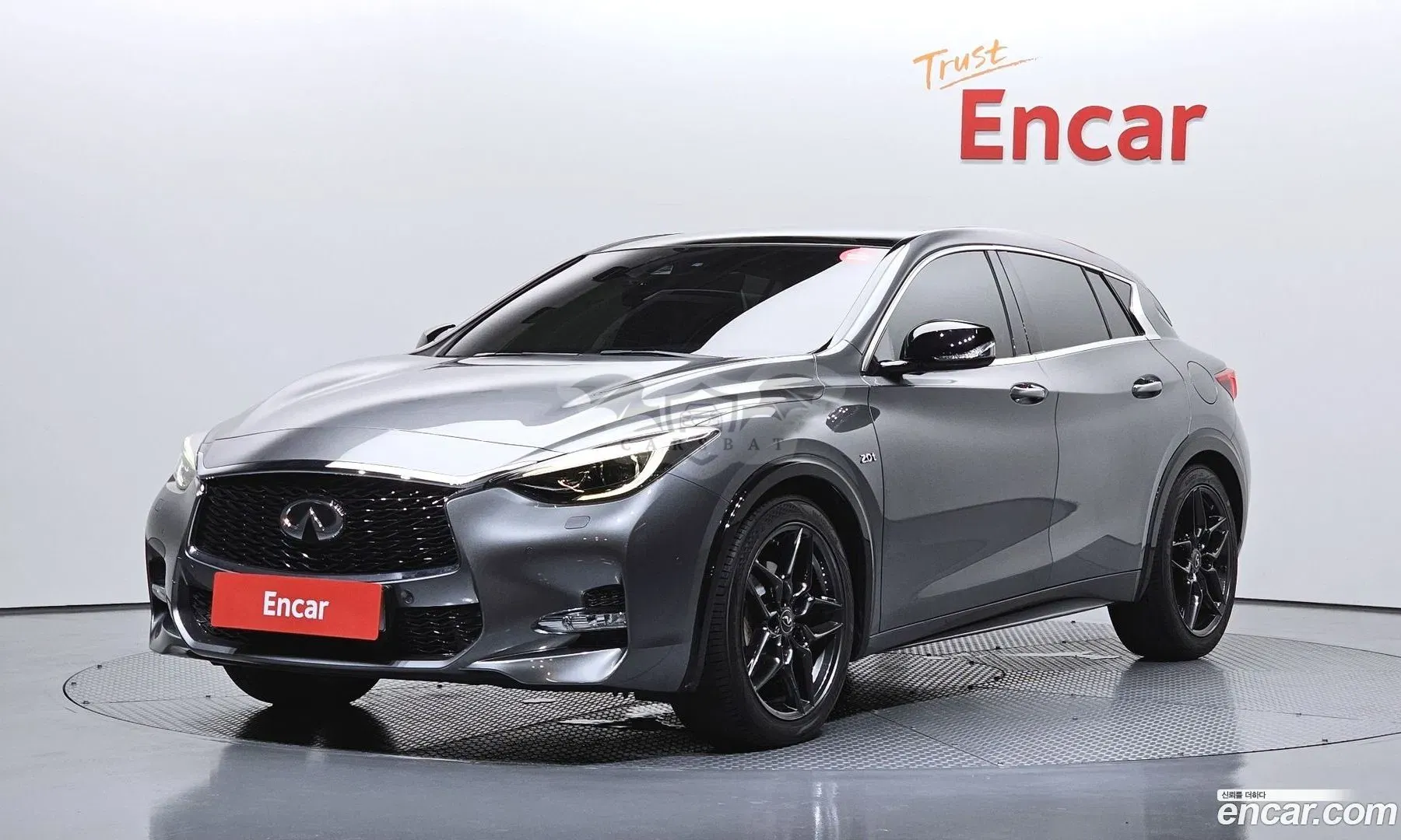 Infiniti Q30 2.0 Premium 2017
