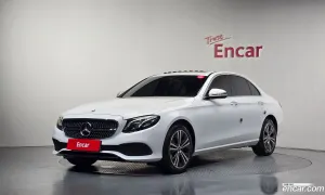 Mercedes-benz E-class E220d Avantgarde 2020