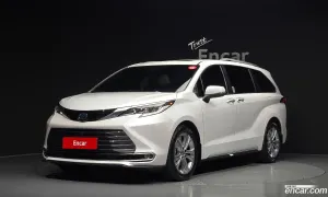 Toyota Sienna 2.5 Hybrid 2WD 2022