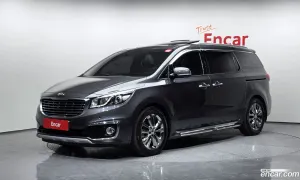 Kia Canival 9-seater Noblesse 2016