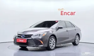 Toyota Camry Hybrid LE 2017