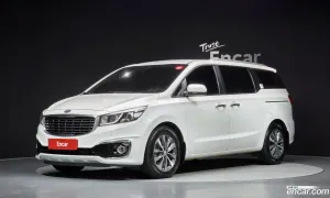 Kia Canival 9-seater Luxury 2016