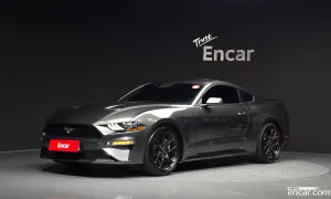 Ford Mustang Coupe 2020