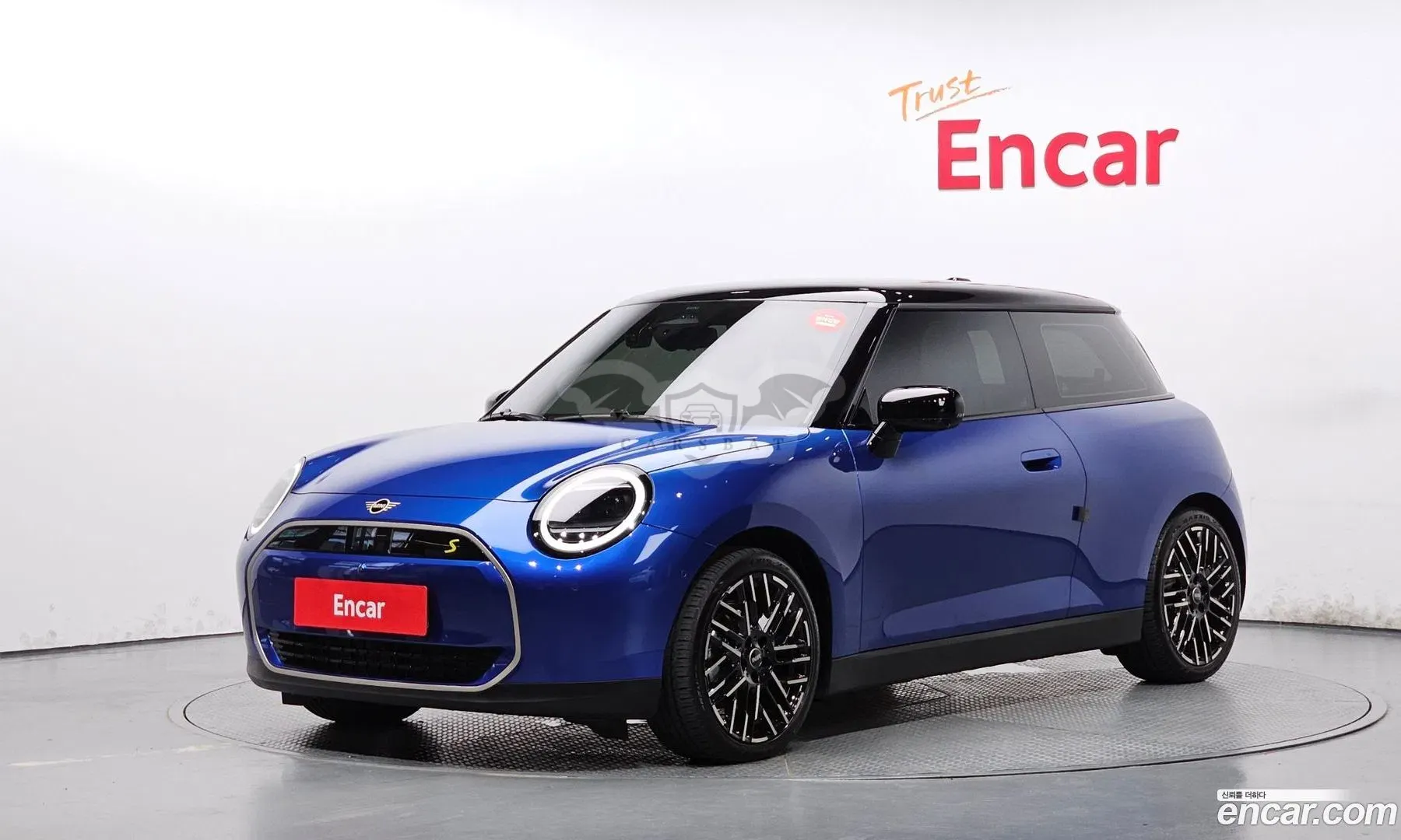 Mini Cooper SE Favoured 2024