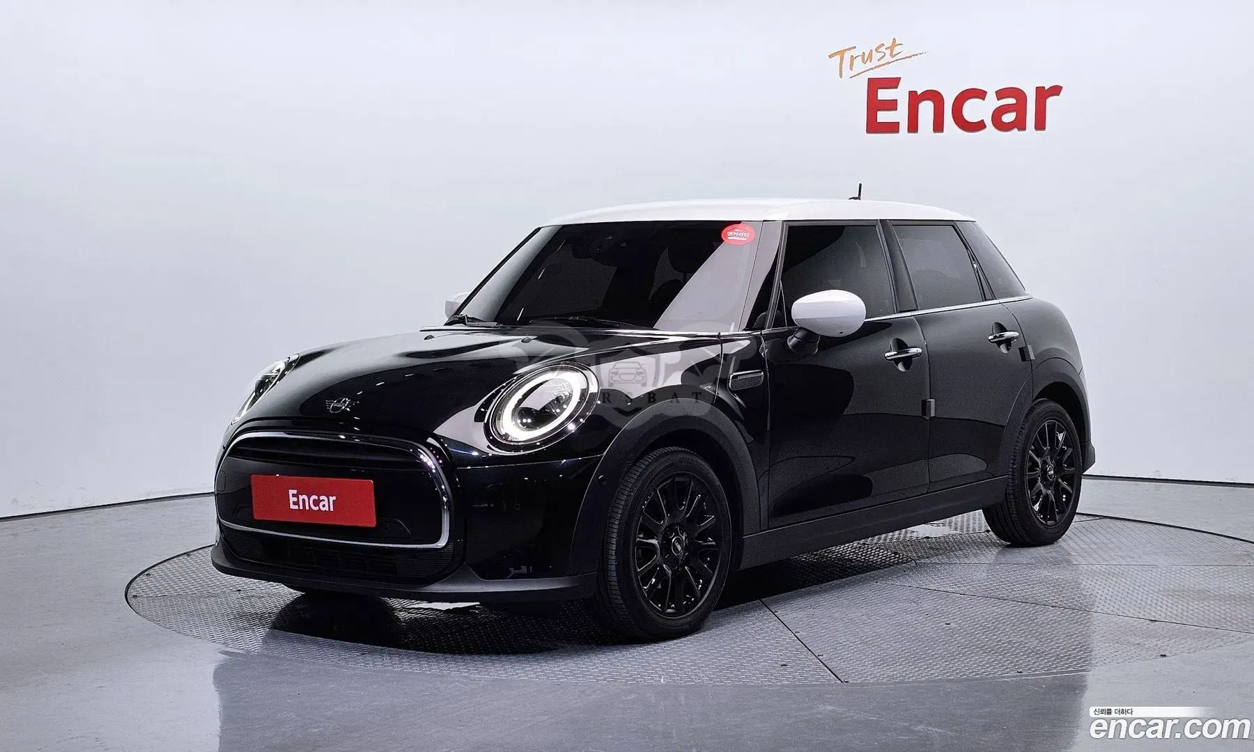 Mini Cooper Third Generation 5Door Classic 2024