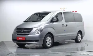 Hyundai Starex CVX Deluxe 12-Seater Wagon 2013