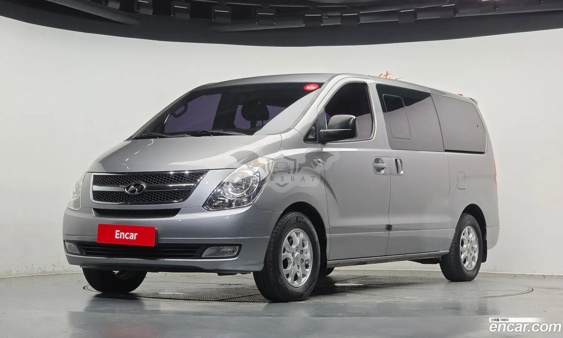 Hyundai Starex CVX Luxury 12-Seater Wagon 2010