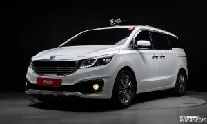 Kia Canival 9-seater Prestige 2017