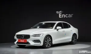 Volvo S60 B5 Ultimate Bright 2023
