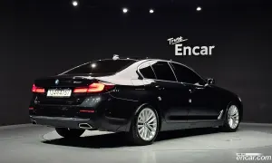 Bmw 5-series 520i Luxury 2021
