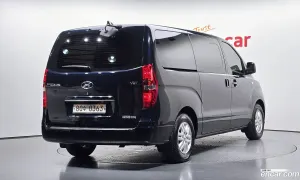 Hyundai Starex Modern Van 5-Seater 2020