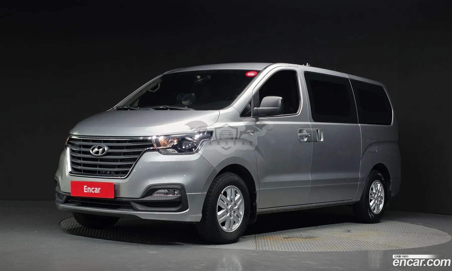 Hyundai Starex Smart Van 3-Seater 2020