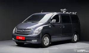 Hyundai Starex CVX Luxury 3-Seater VAN 2015