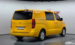 Hyundai Starex Smart Van 5-Seater 2020